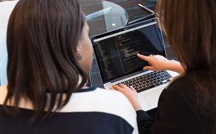 The Implications of the Copy-Paste Function on the Redundancy of Documentation in the EHR